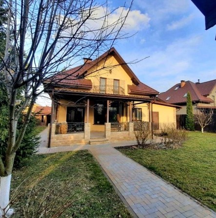 Оренда сучасного будинку з ремонтом.
Гнідин
Сонячнi панелі - фото 1
