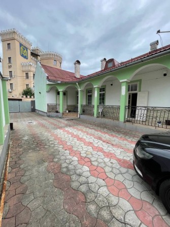 Продаж будинку в центрі міста! - фото 1