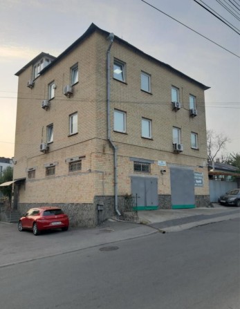 Продаж часток у двох будівлях та земельній ділянці Печерськ - фото 1