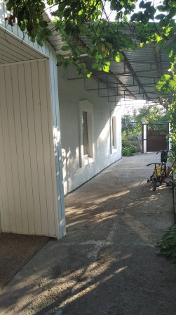 Продам 2х эт. дом+МЕБЕЛЬ на ДВА ВХОДА Березановка  в районе сш115 - фото 1