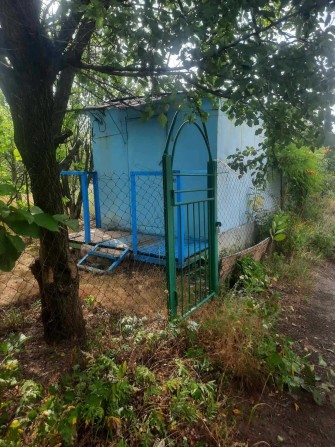 Дача 4,5 сотки 10 мин. от Тополя. Городской транспорт. Рядом озеро - фото 1