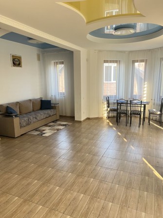 Оренда котеджу 160 кв.м. в с.Сокільники(біля гот.Галіція) ц.700$. - фото 1