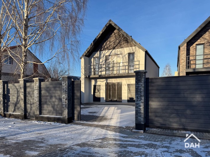 Компактний будинок 134 м², м. Київ, КМ Щастя, Жуляни, від забудовника - фото 1