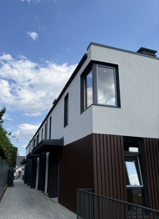 Продається чорновий таунхаус 110м2 | 5 хв від центру | без ремонту - фото 1