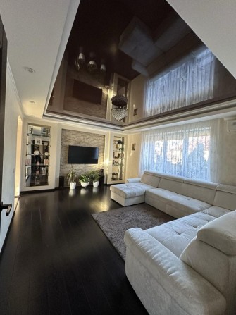Продаж будинку з ремонтом на Радванці. - фото 1