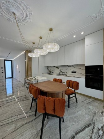 Продаж дизайнерського таунхаусу в КМ Sherwood - фото 1