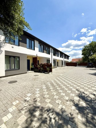Таунхаус Дом Квартира 115 м2 Киев Осокорки Дарницкий - фото 1