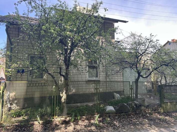 Продаж будинку Елекромережа  140м.кв  .Землі0537га .Газ. світло . вода - фото 1