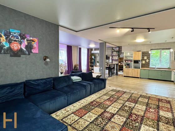 Продаж 5 кім. будинку 400m², 9 соток, Райдужний ,Дніпровський р-н Без% Киев