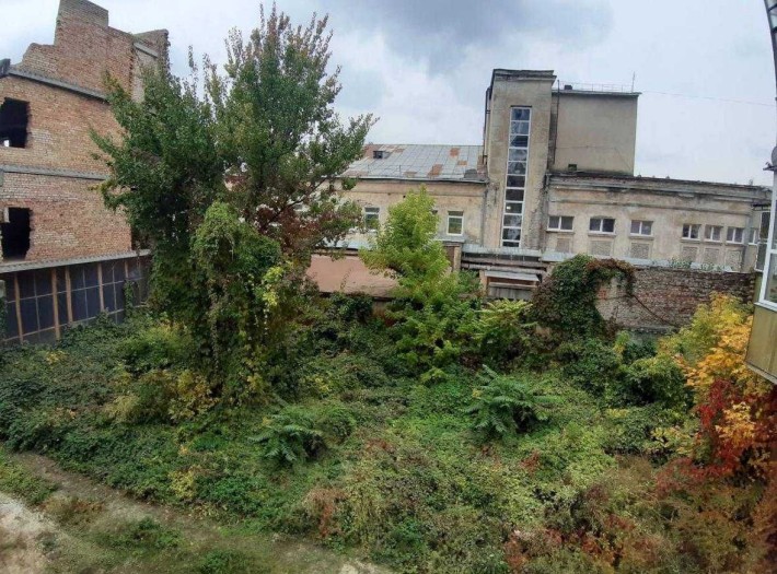 Продаж цілої будівлі під реставрацію вул. Спаська - фото 1