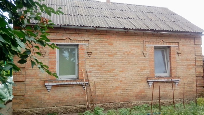 Продам два дома на одном участке по цене одного всеми удобствами. В Кр - фото 1