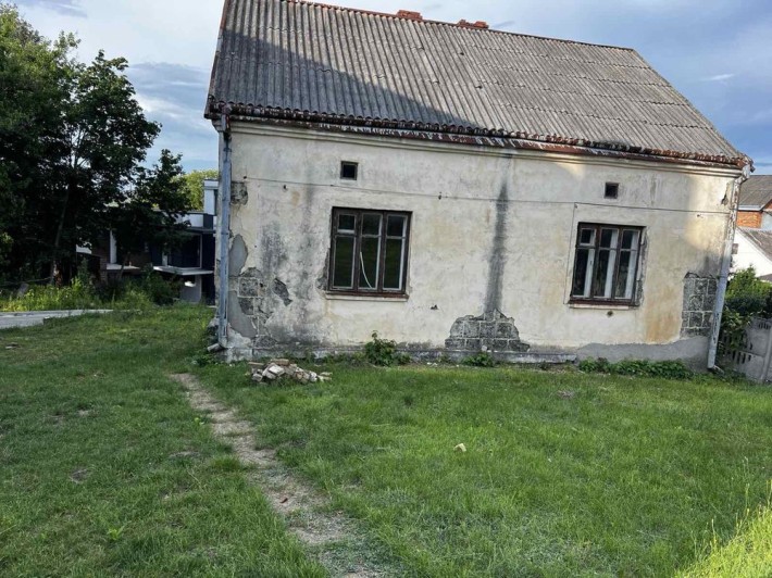 Продаю будинок з приватизованою ділянкою 11,5 сотих - фото 1