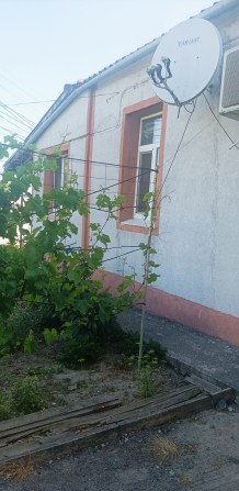 Частина будинку практично в центрі міста - фото 1