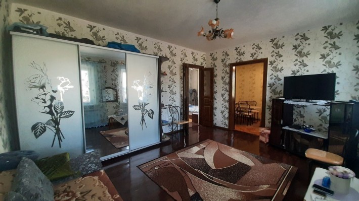 Продам дом 104 кв.м., 2 входа с мебелью и техникой, 2025 - фото 1