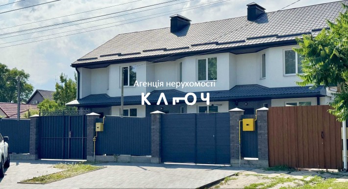 Продаж танхаусу з ремонтом і меблями. - фото 1