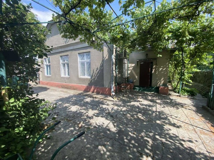 Капитальный дом, 7 соток земли с госактом по ул Авдеева-Черноморского. - фото 1
