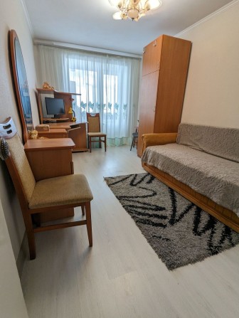 Кімната з балконом, в 3х кімнатній квартирі, Гречани - фото 1