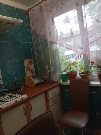 Здам кімнату для дівчини вул. Січневого прориву - фото 1