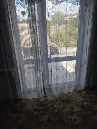 Здам кімнату з балконом у будинку район Купава - фото 1