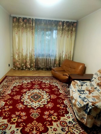 Здається кімната у 3 кімнатній квартирі в центрі - фото 1