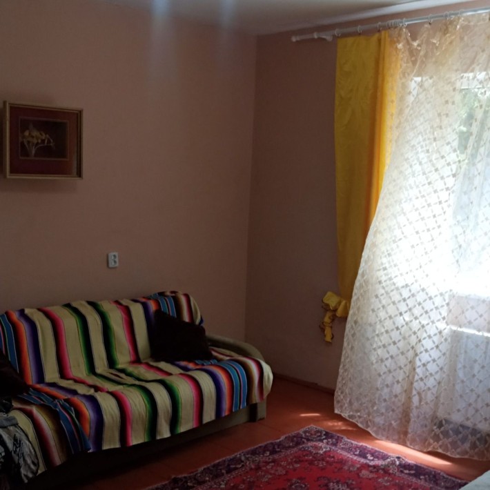Здам в оренду 2 кімнатний будинок в Ужгороді. - фото 1