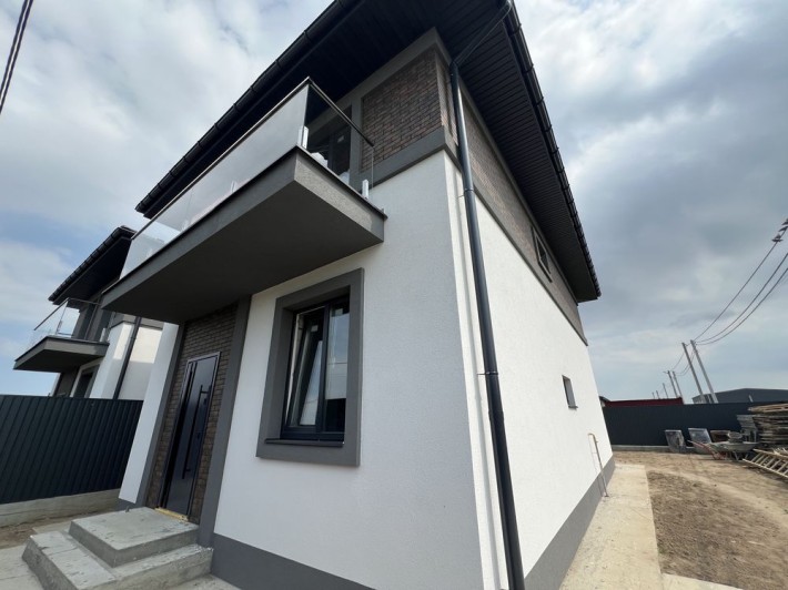 ПРОДАМ будинок в зручній локації/Петропавлівська Борщагівка - фото 1