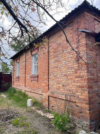 У продажу будинок біля метро Київська - фото 1