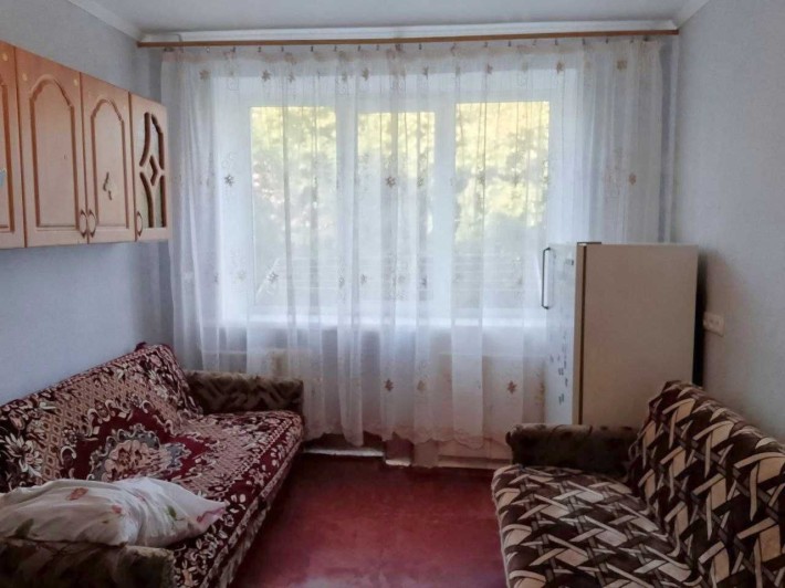 Кімната в гарному стані з меблями на Козацькій, р-н Бойова - фото 1