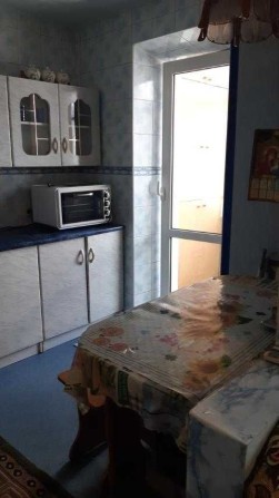 Здам кімнату в квартирі 2 дівчаткам Медунівер -Урожай без власниці - фото 1