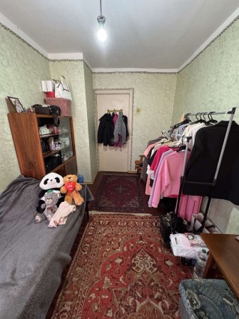 Здам кімнату на 600 річчі без хозяйки для діачини - фото 1