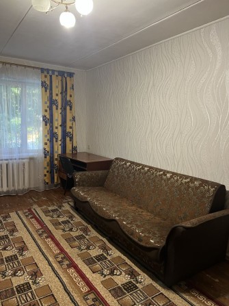 Сдам комнату в 2-х ком. кв. ул. Янгеля - фото 1