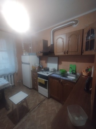 Здам.Кімнату в квартирі для хлопця.Без власників.Урожай. - фото 1
