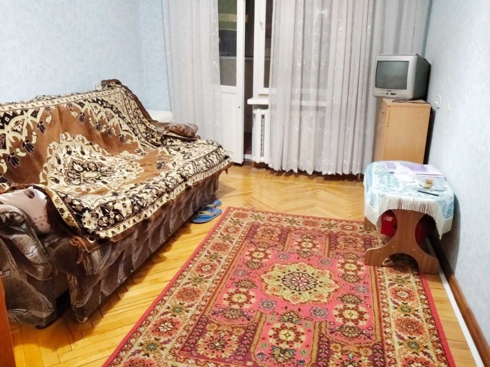 Сдам комнату мужчине. БЕЗ ХОЗЯЕВ. Харьковское шоссе, 21/6. - фото 1