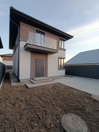Продаж житлового будинку 115м.кв. на 3сотих землі с.Білогородка - фото 1