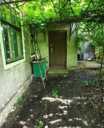 Продам домик с коммуникациями на Ленпоселке! - фото 1