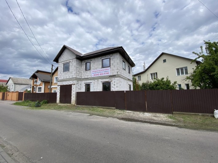 ВЛАСНИК!!! Двоповерховий будинок 200м2 з терасою та гаражем, ЖК Софія - фото 1