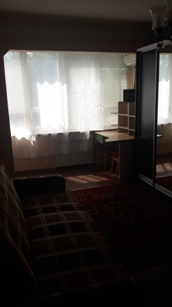 Сдам комнату метро Дарница ул Ивана Дубового дом 37 - фото 1