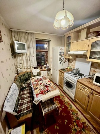 Оренда ізольованої кімнати-12м.кв в 2х кімнатній кв-рі по в.Широкій ( - фото 1