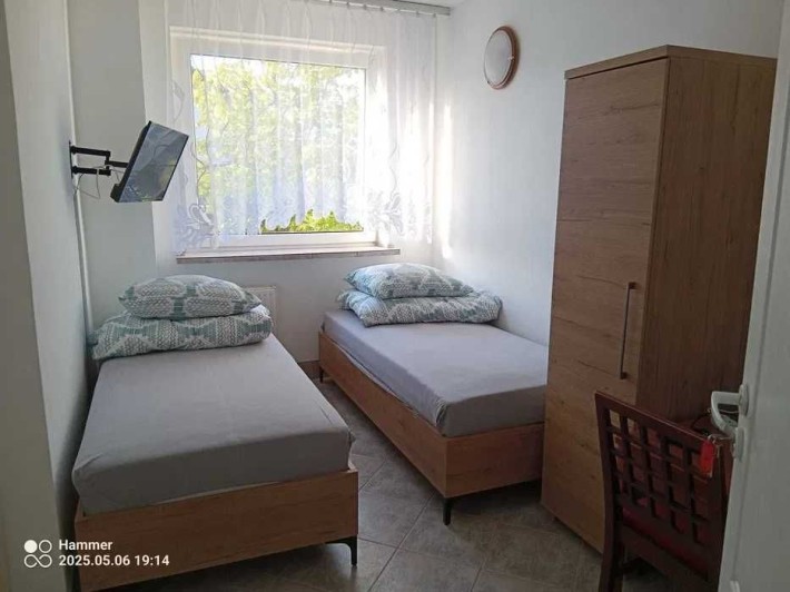 Житло в Києві! Метро Гідропарк підселення в кімнату 1500 грн. в місяць - фото 1