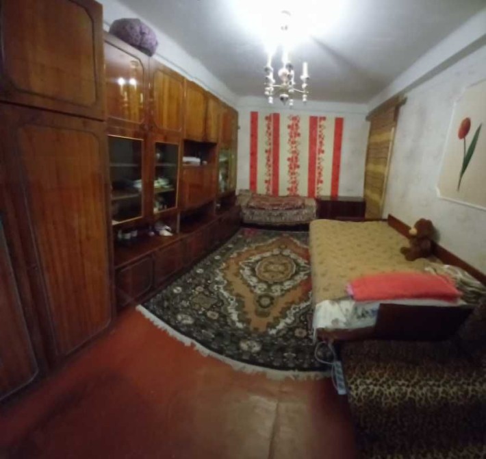 Кімната без господарів для  1,  2-х, або 3-х дівчат метро Лівобережна - фото 1