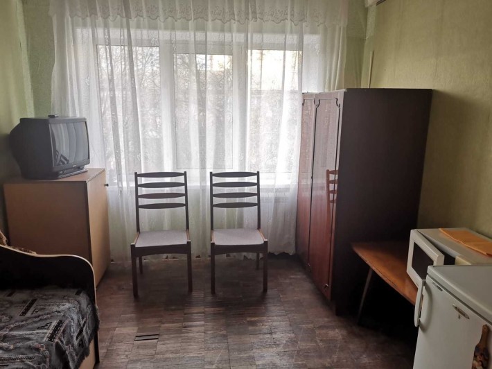 Здам кімнату,  Соломянська вул.. для дівчини, жінки - фото 1