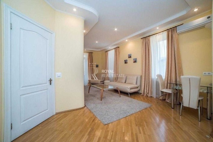 Аренда 2-комнатной квартиры 50 м2 в центре Киева, пару минут до метро - фото 1
