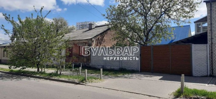Продам часть ДОМА с печным отоплением, Искринская, м. Защитников - фото 1