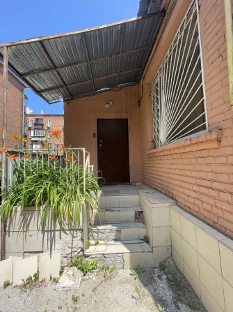 Продам окремо побудоване приміщеннях 240 м² на Данилівського - фото 1