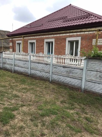 Продам дом в Новопокровке - фото 1