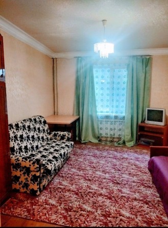 Сдам 2х комнатную Крупногабаритную квартиру около Центра - фото 1