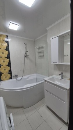 Сдается 2х комнатная квартира - фото 1