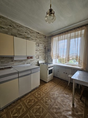 Здам 2 кімнатну квартиру в центрі міста р-н 14 гімназії - фото 1