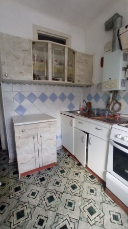 1к Виставка, Зарічанська - фото 1