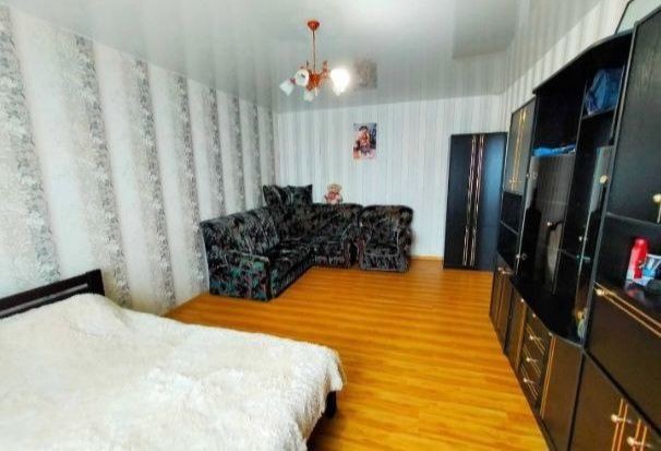 Оренда 1 кімнатної квартири Зарічанська - фото 1